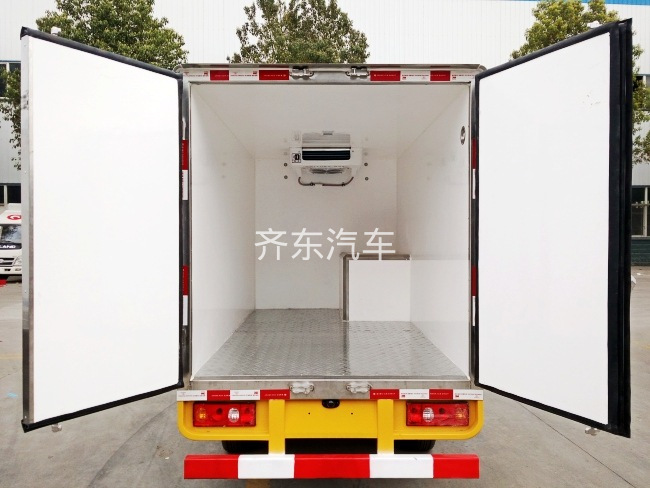 (厢长2.6米)福田驭菱冷藏车