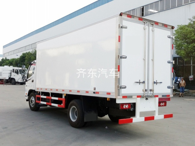 (厢长2.6米)福田驭菱冷藏车