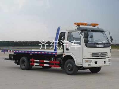 东风多利卡一拖二清障车