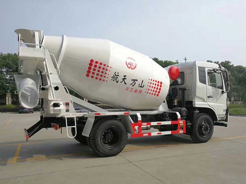 航天万山7方搅拌车