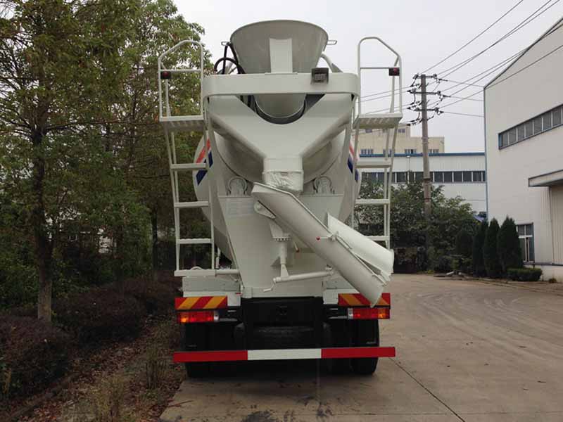 陕汽德龙10-12搅拌车