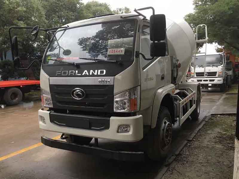 福田时代5方搅拌车