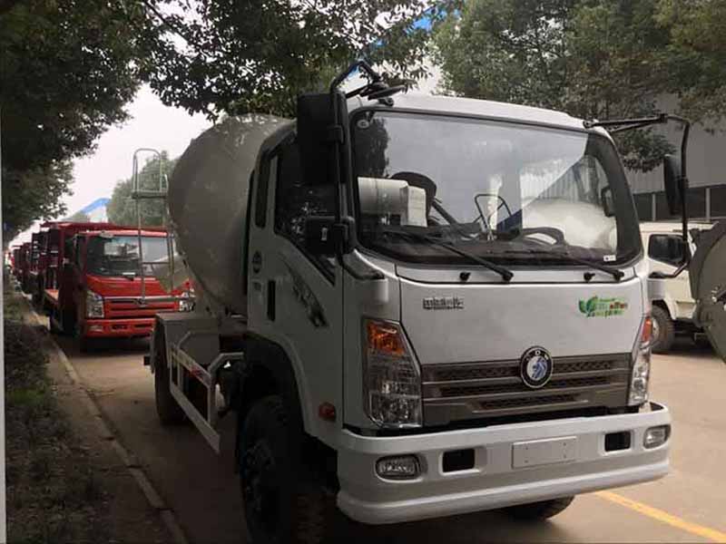 重汽王牌6方搅拌车