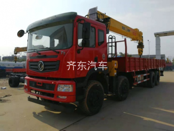 东风前四后四[小三轴]8吨10吨随车吊