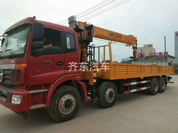 东风前四后四[小三轴]8吨10吨随车吊