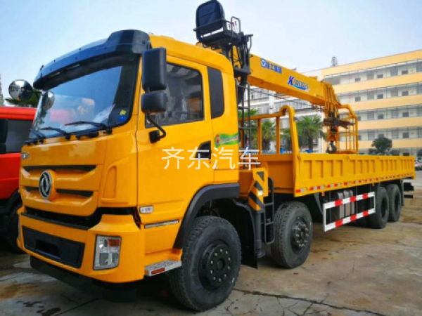 东风前四后四[小三轴]8吨10吨随车吊