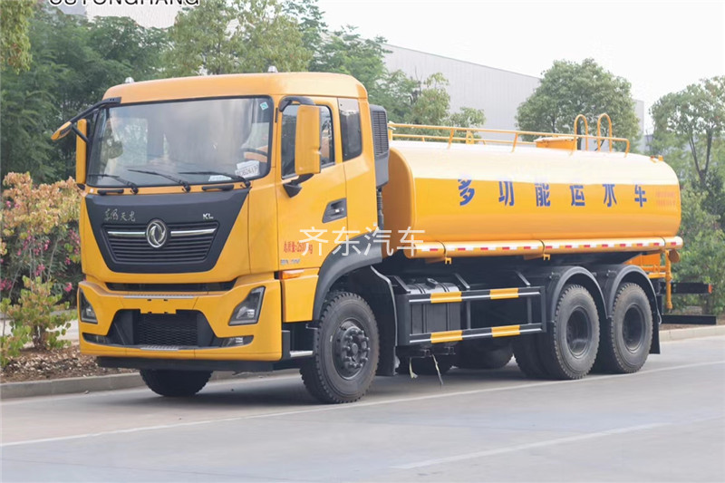 国六东风小多利卡 5吨 洒水车