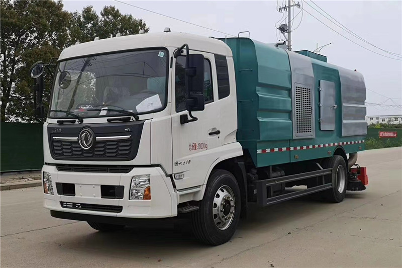 国六东风天锦10吨(2水/8尘)吸尘车