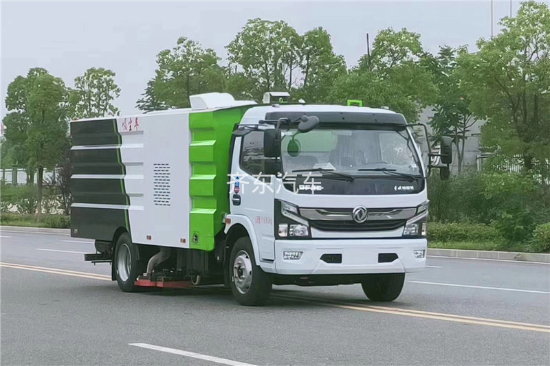 国六大多利卡12吨（1.5水/6尘）吸尘车