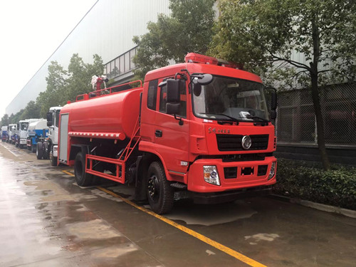  10吨东风145消防洒水车