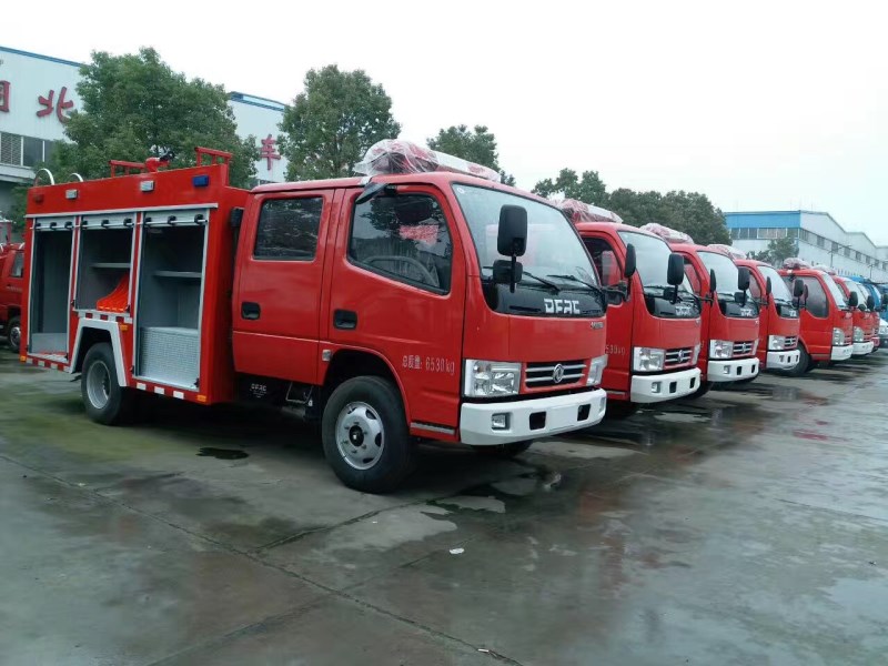 消防洒水车 泡沫消防车