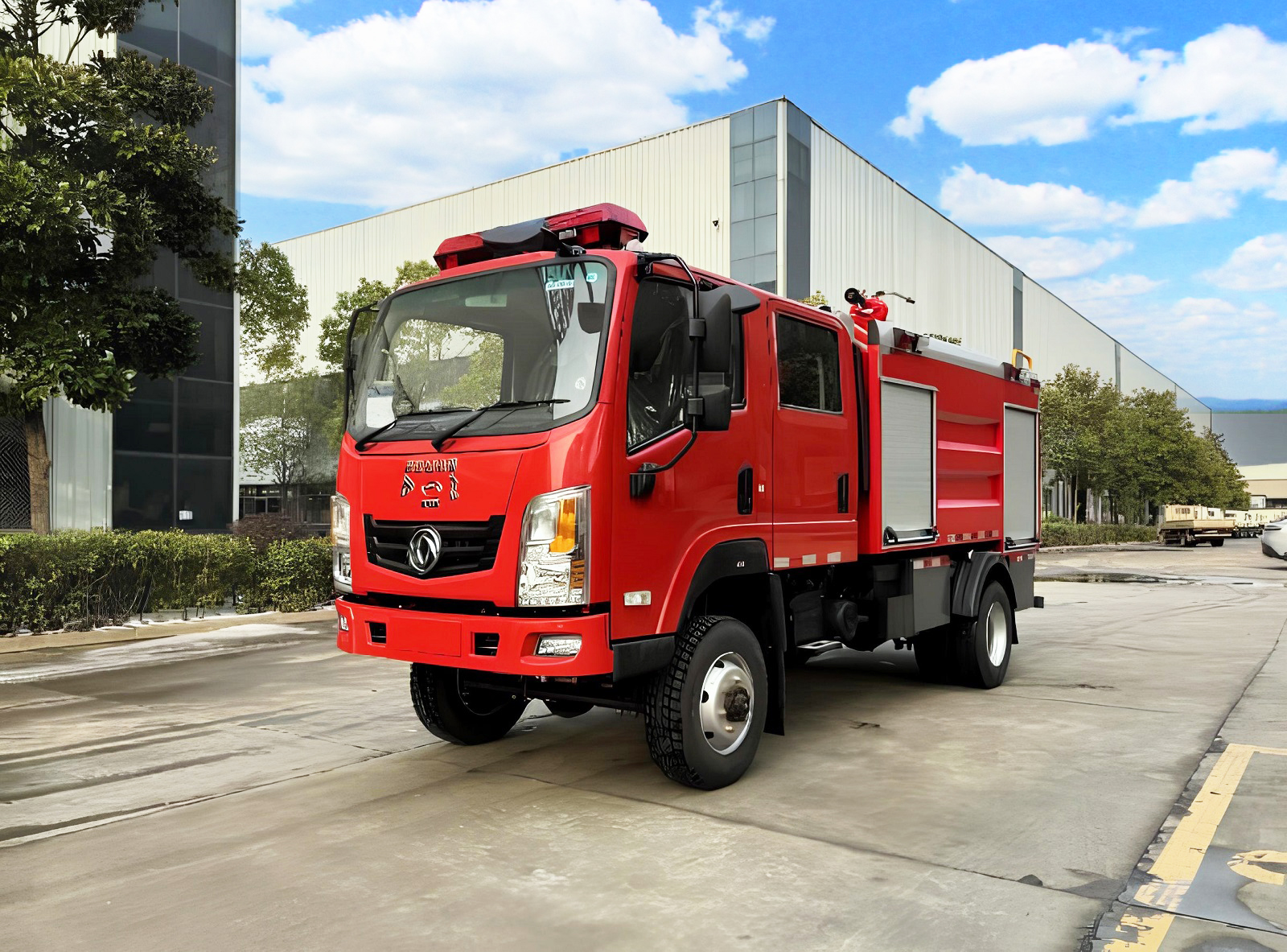 東風四驅3.5噸水罐消防車