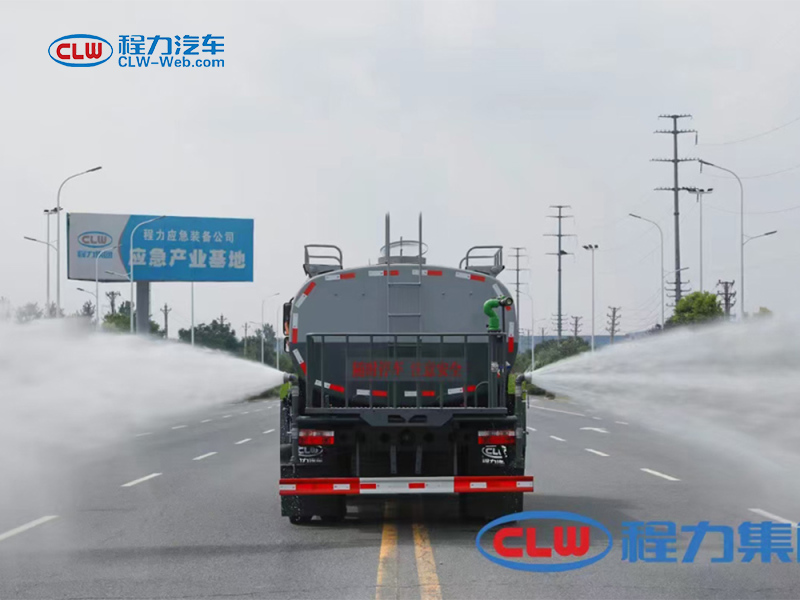 东风D9多利卡14吨洒水车