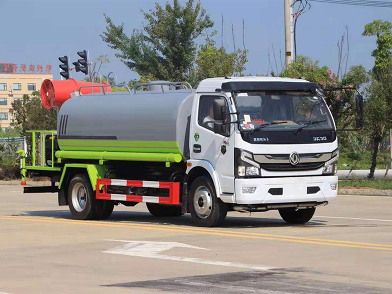 東風多利卡9噸綠化噴灑車