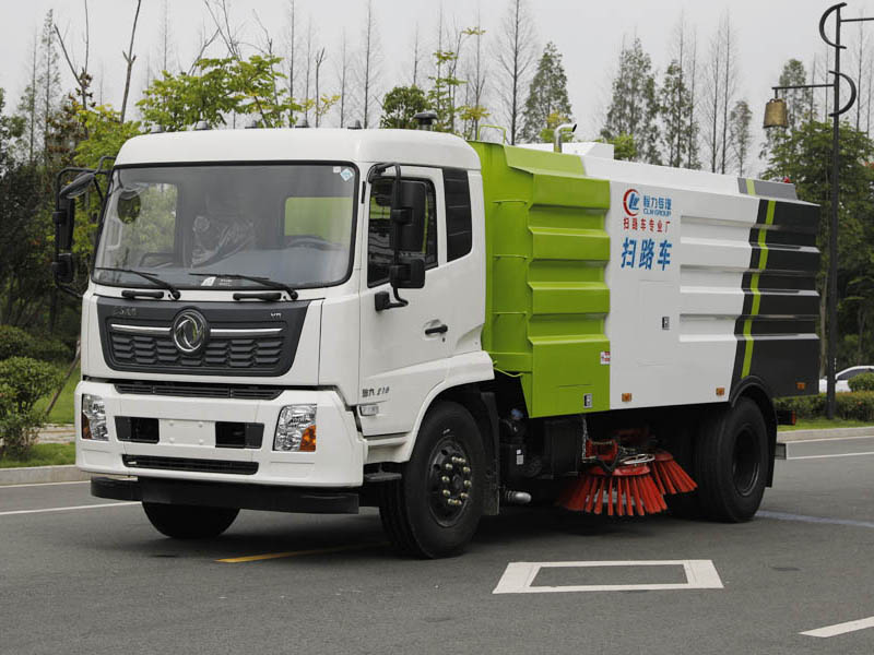 東風(fēng)天錦18噸掃路車