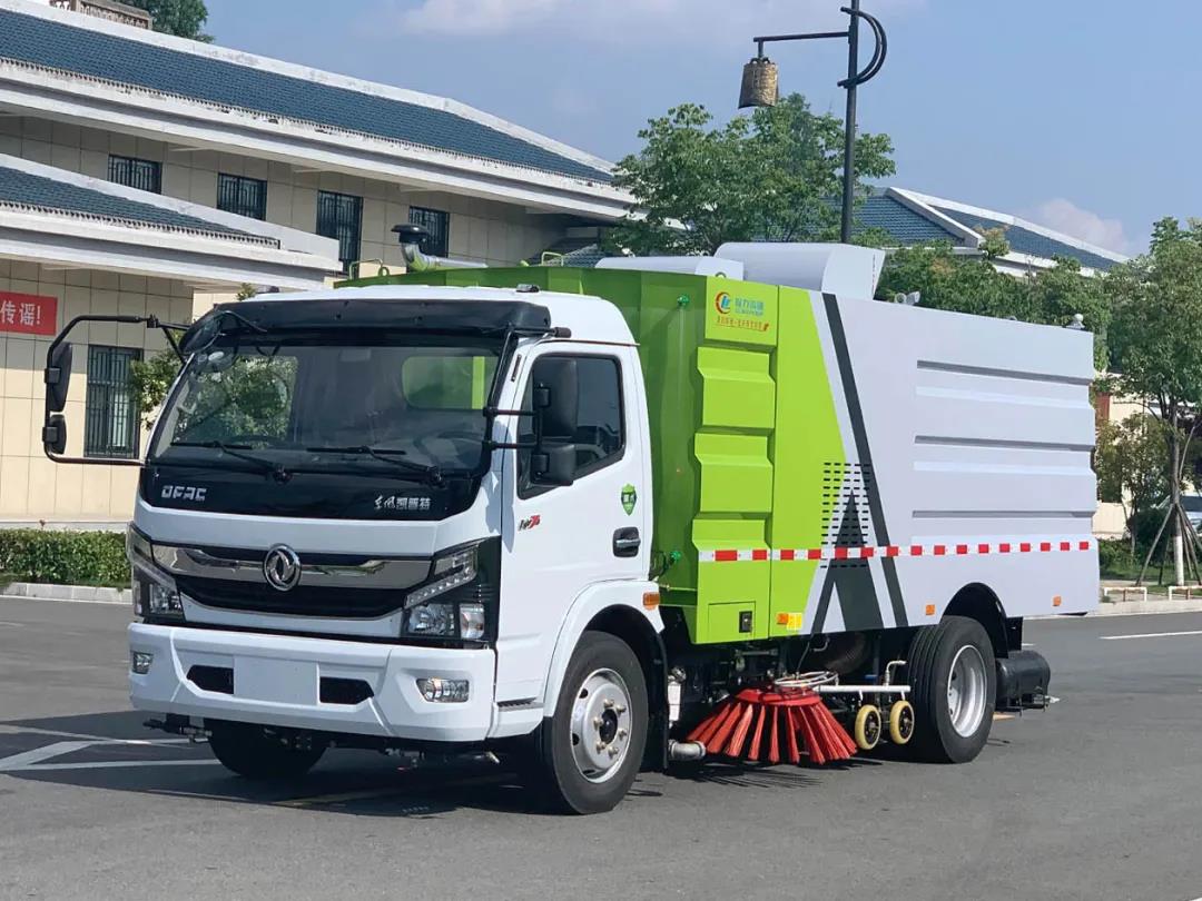 東風8噸洗掃車高端版