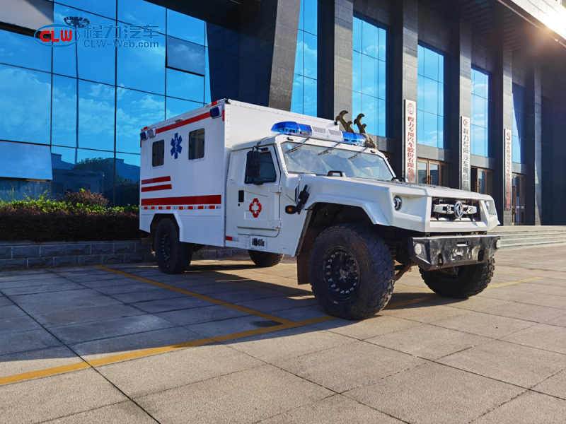 東風猛士軍用防彈越野型救護車