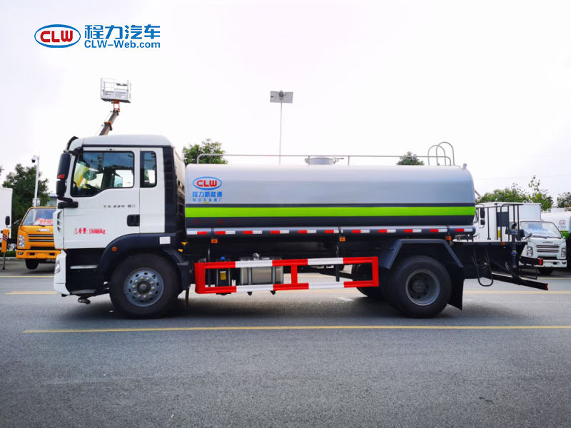 重汽HOWO 12噸灑水車