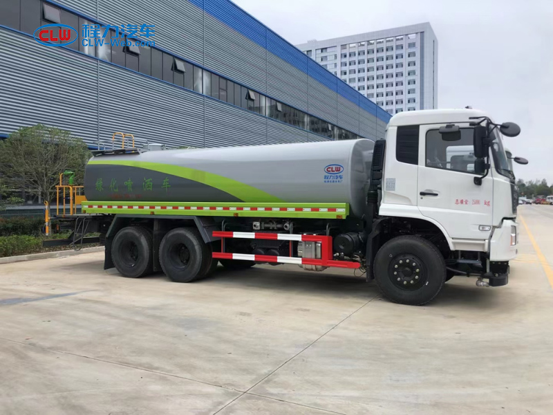 東風(fēng)天錦后八輪6X4 18噸灑水車