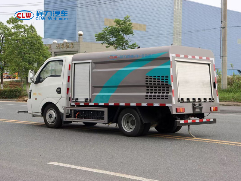 東風(fēng)途逸純電動(dòng)路面清洗車