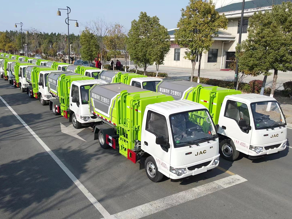 程力专用汽车120台江淮挂桶垃圾车大额订单今日首发