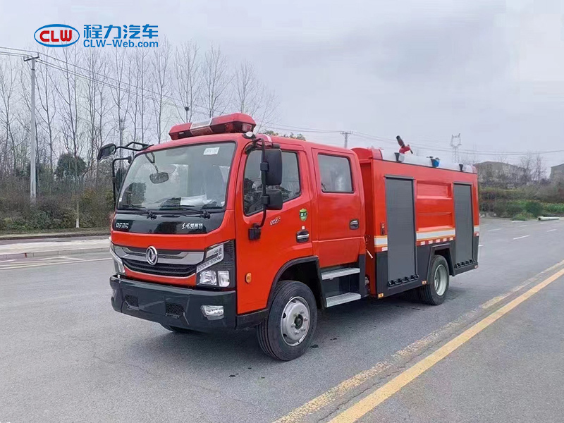 东风5吨泡沫消防车