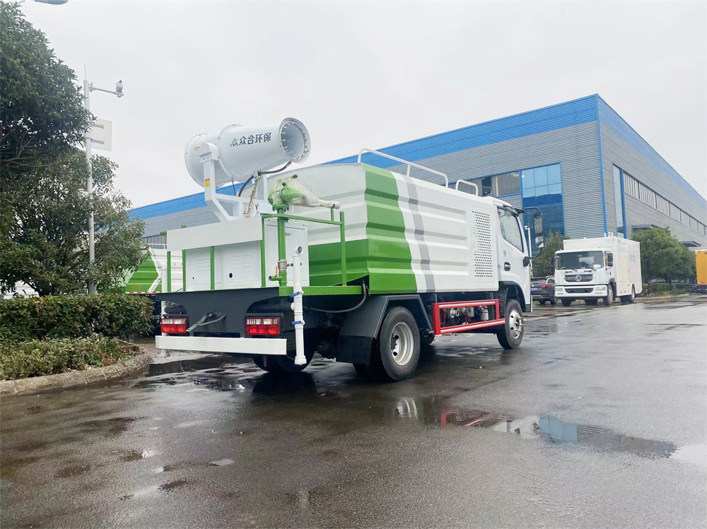 蓝牌东风洒水车7方（C证驾驶）