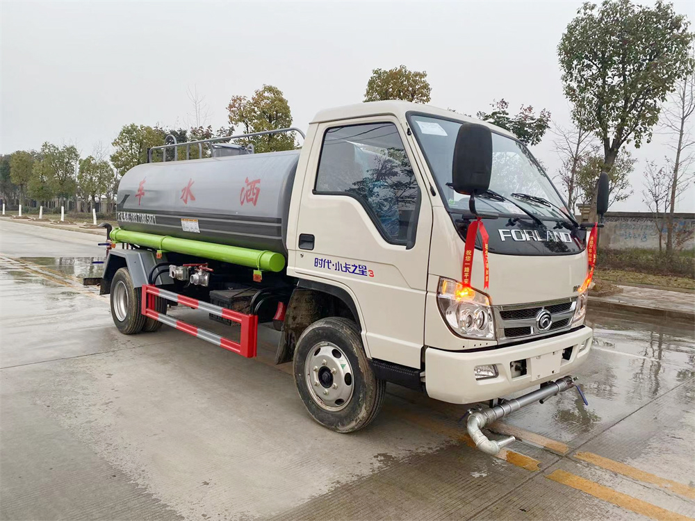 福田不上牌洒水车5方