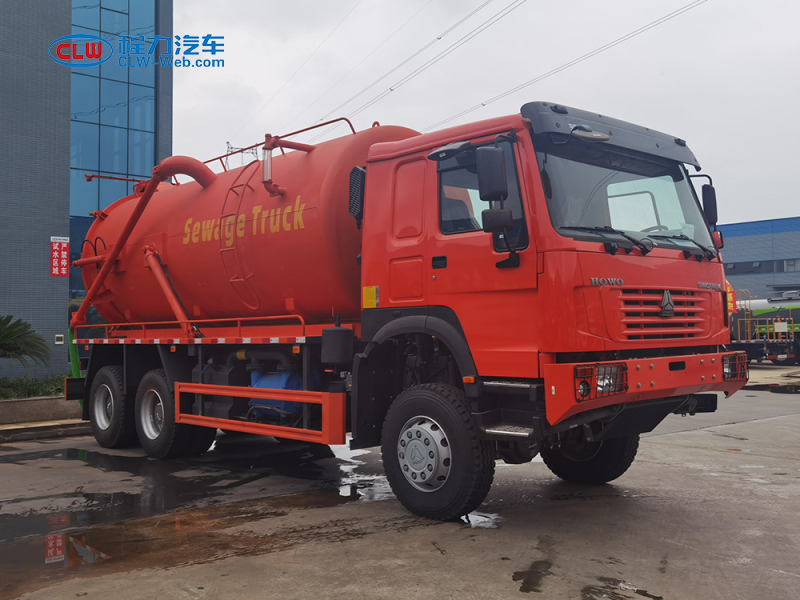 重汽SINOTRUCK 20噸6X4后八輪吸污車出口版