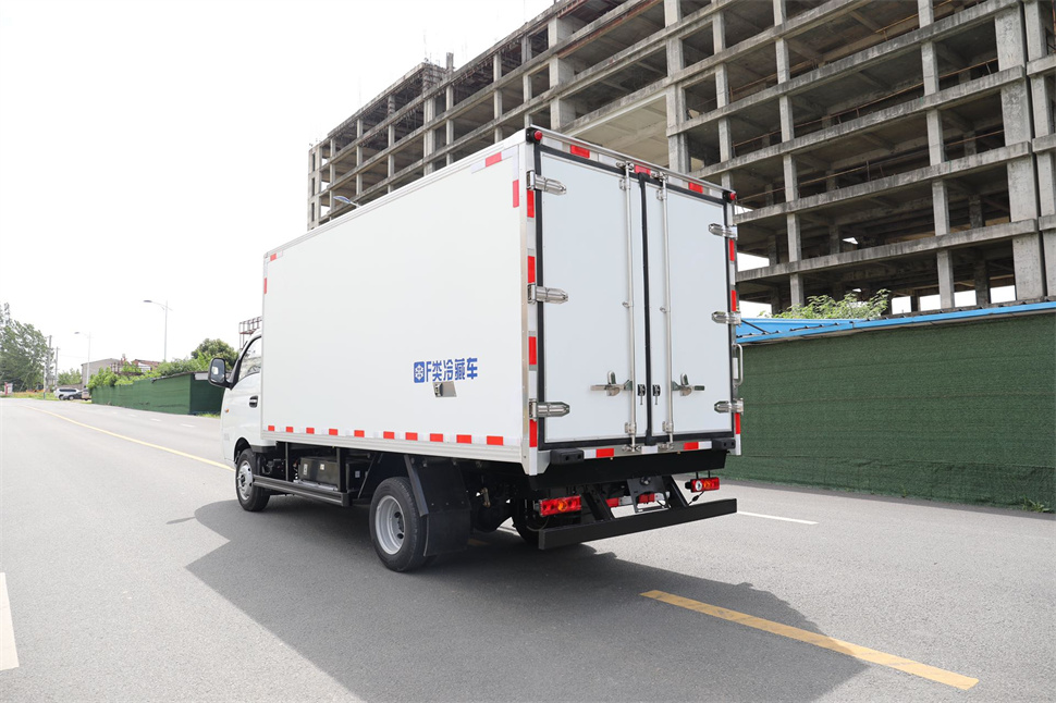 吉利 锋锐V5E纯电动冷藏车