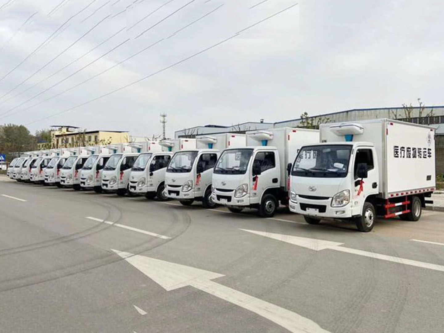 跃进小福星医疗废物运转车批量发车