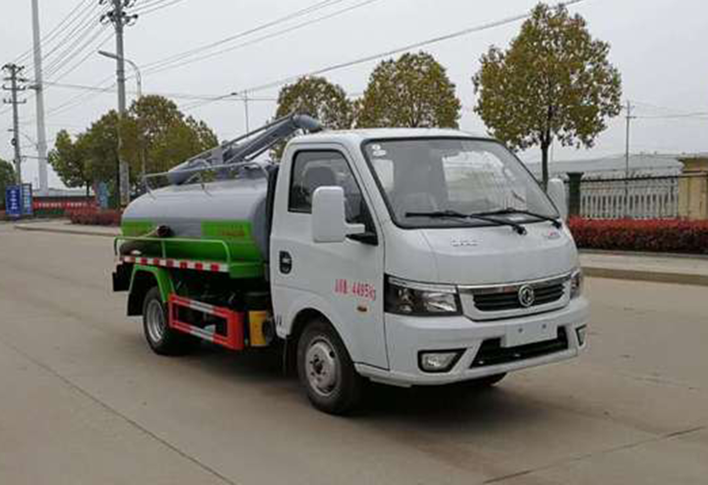 途逸3方蓝牌吸粪车