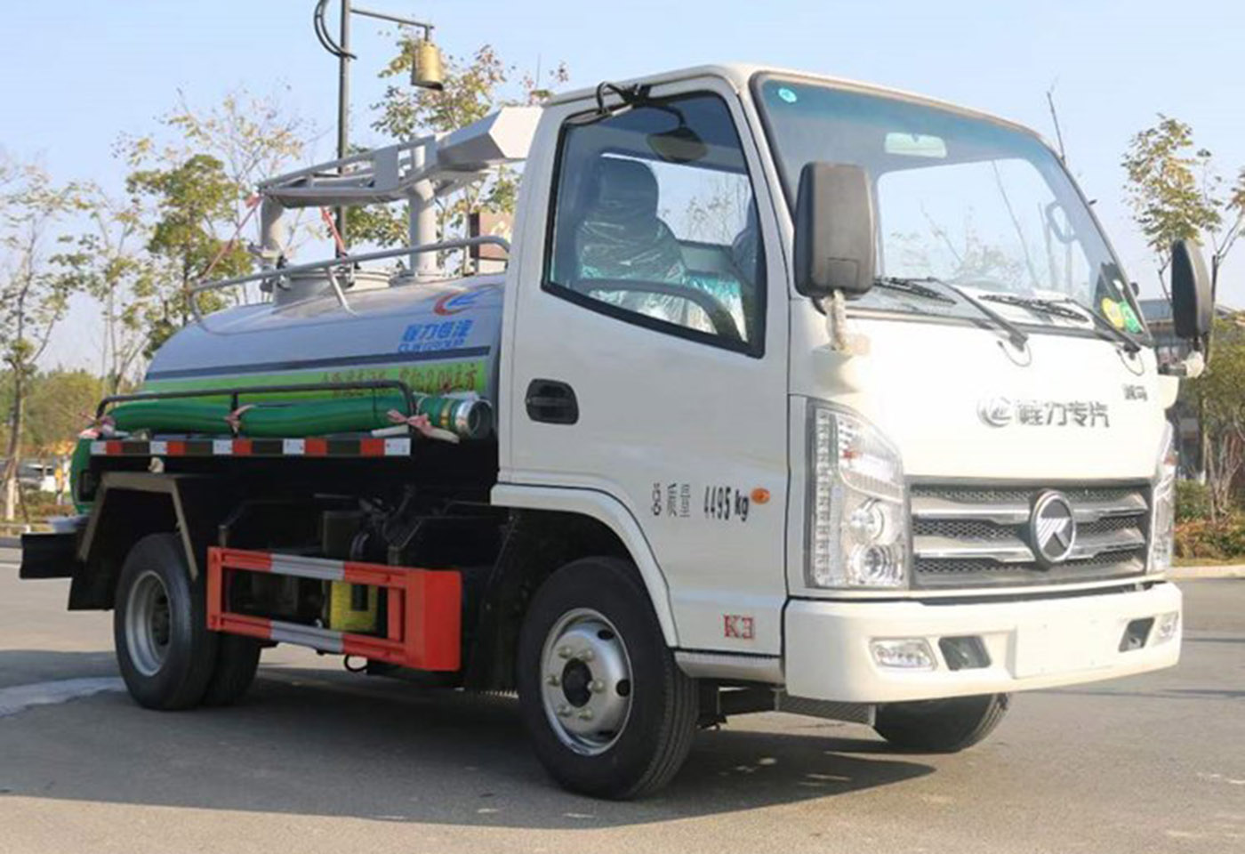 蓝牌凯马2.3方吸粪车