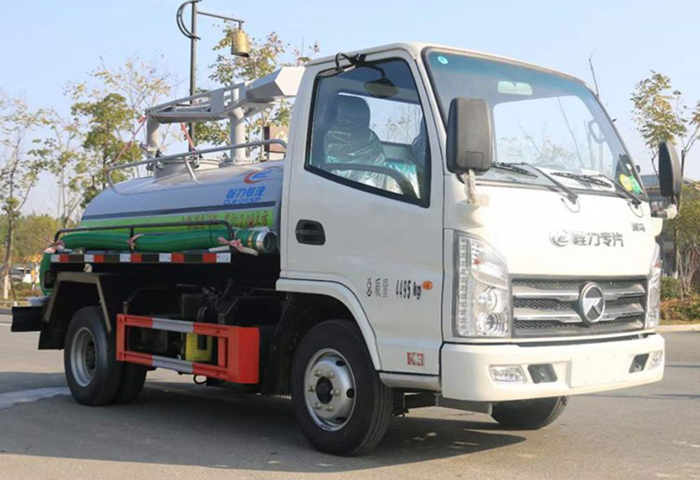 蓝牌凯马2.3方吸粪车