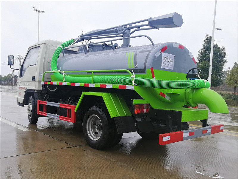 福田小卡3方吸粪车
