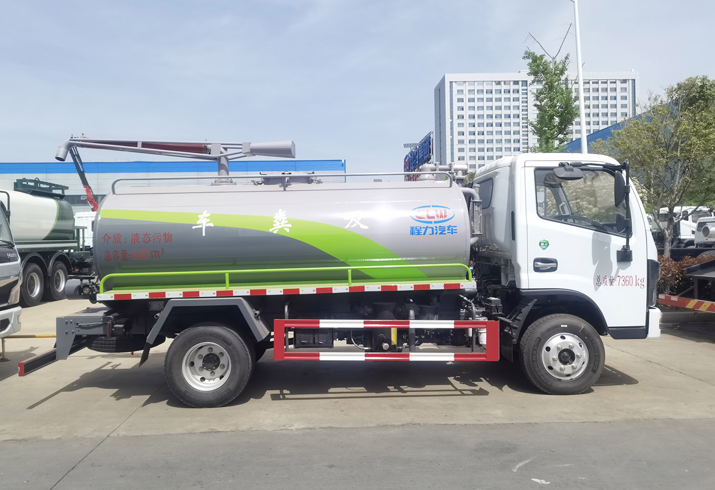 东风5方吸粪车