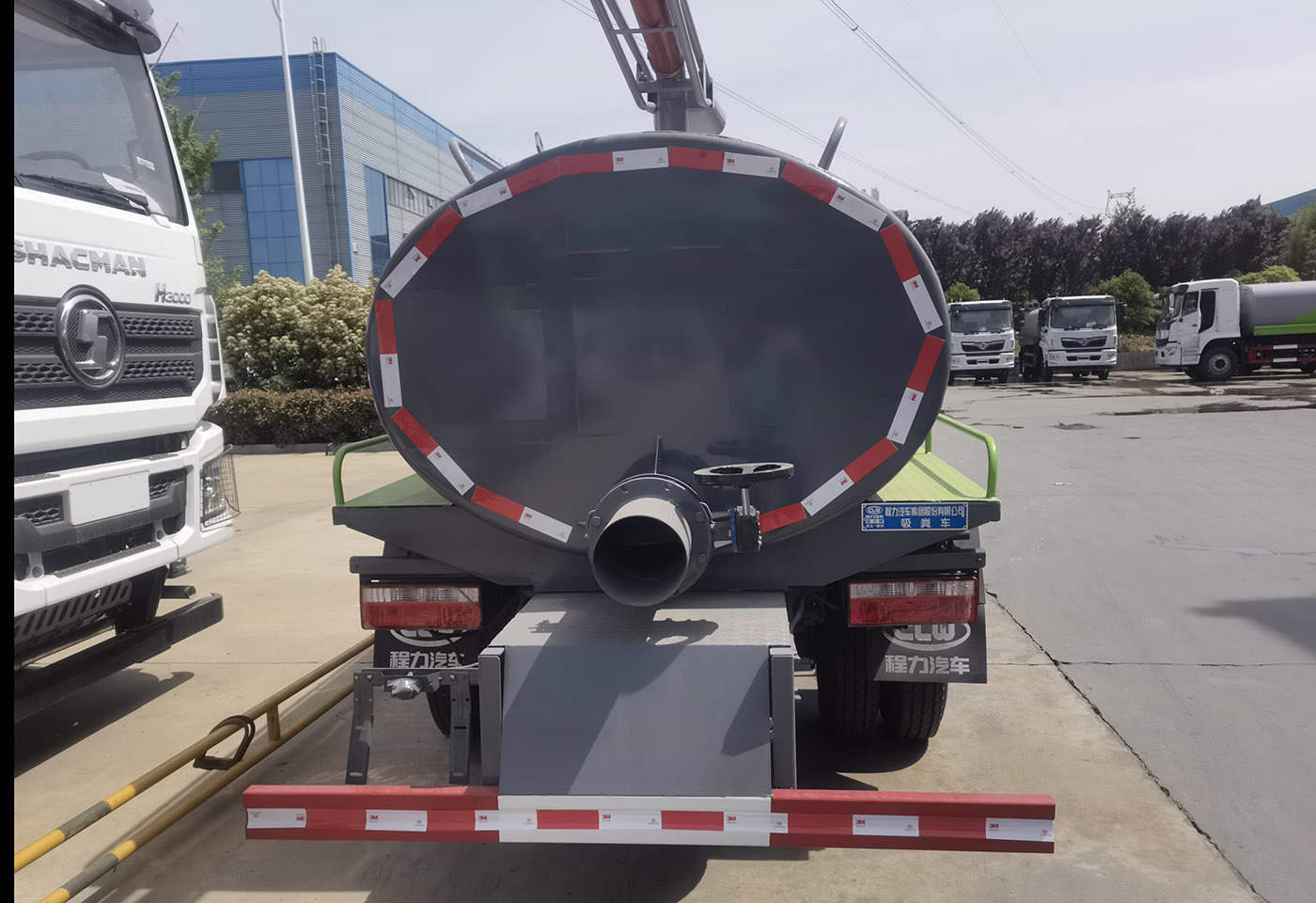 东风5方吸粪车