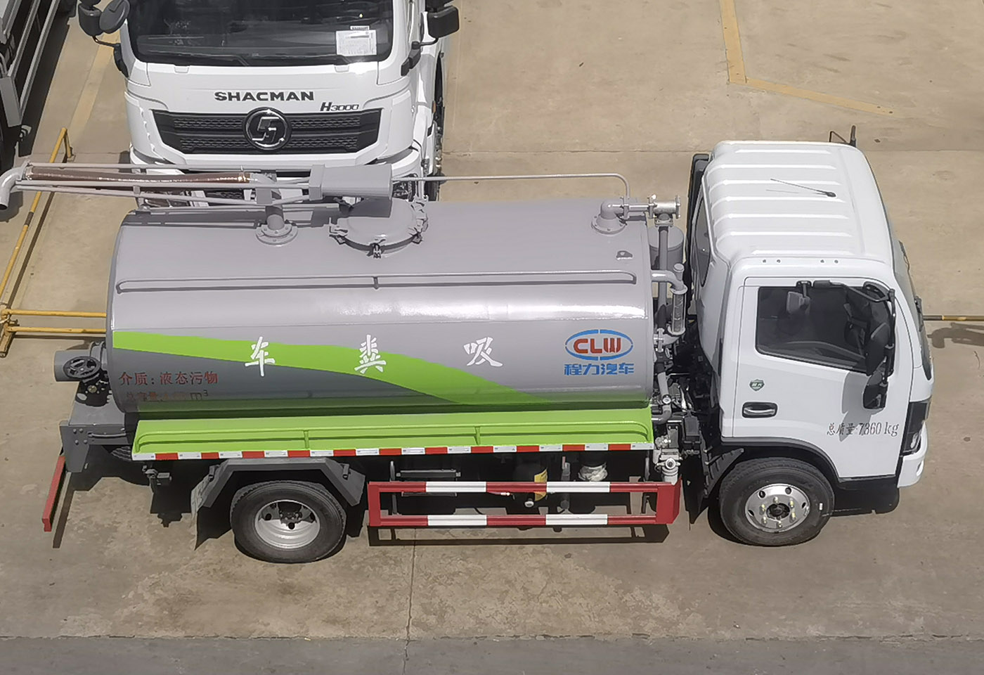 东风5方吸粪车