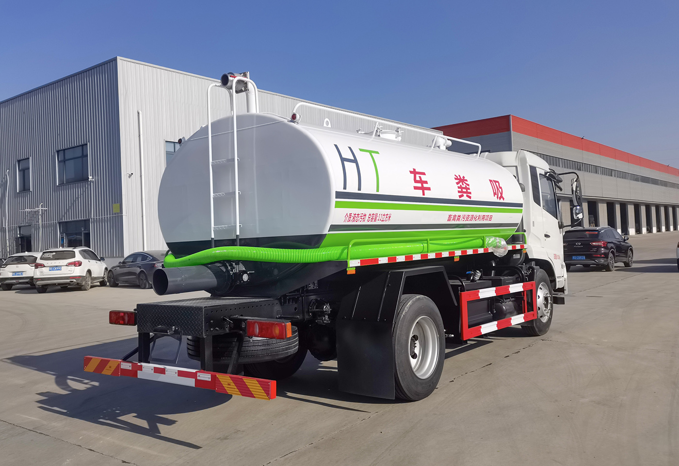 东风天锦13.5方吸粪车