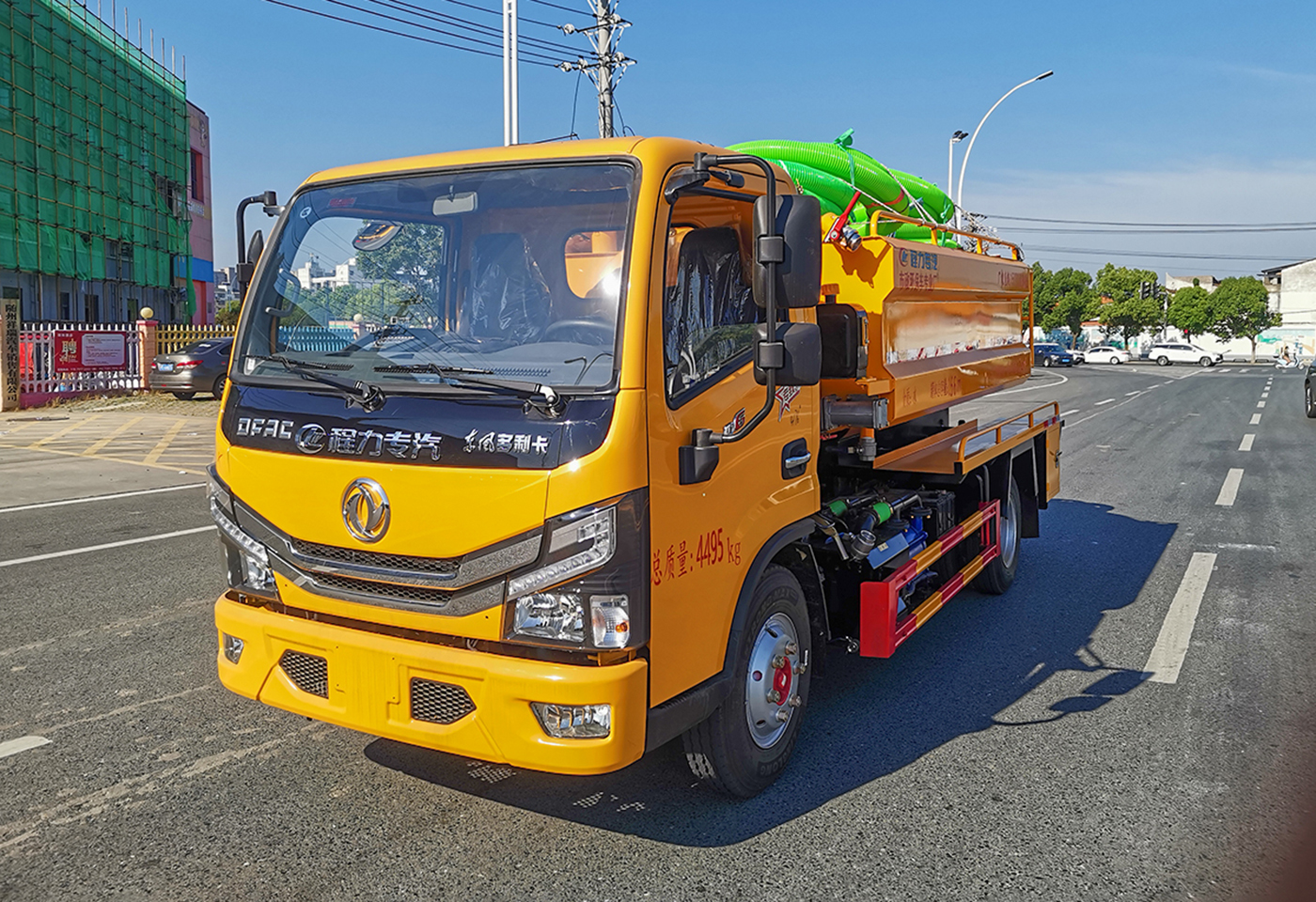 东风6方蓝牌清洗吸污车