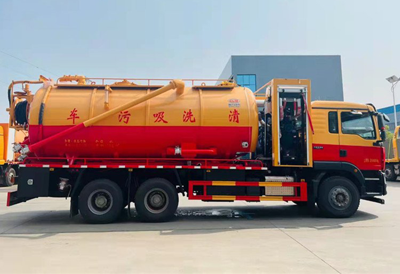 重汽汕德卡22方清洗吸污车