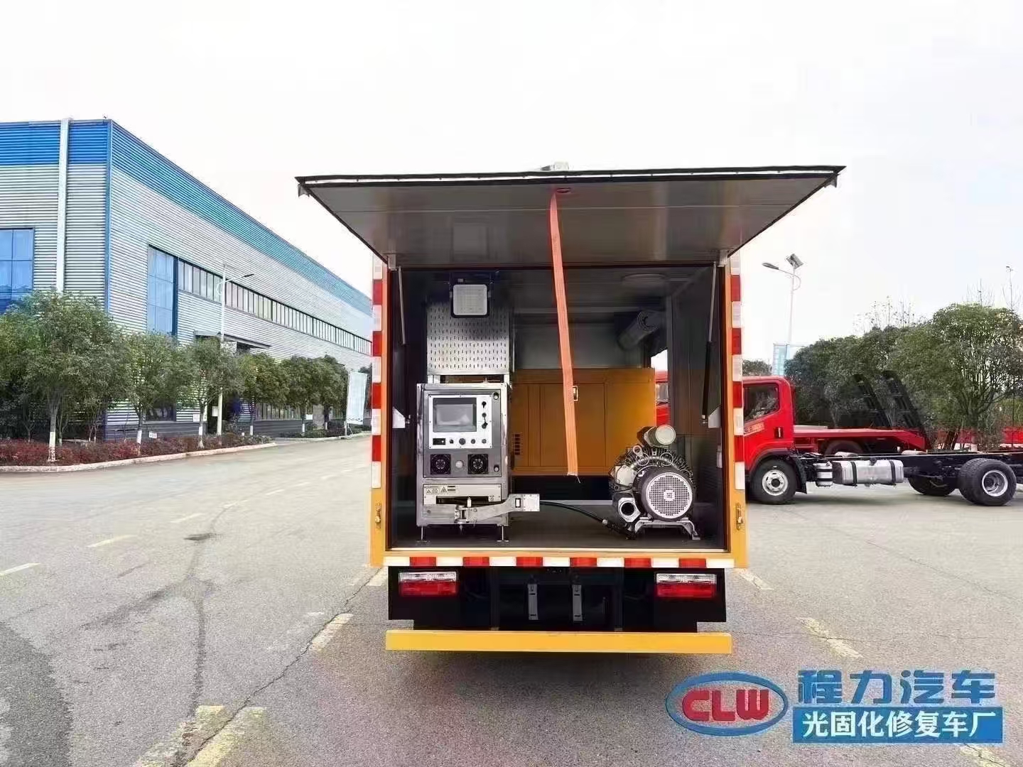 东风途逸光固化修复车