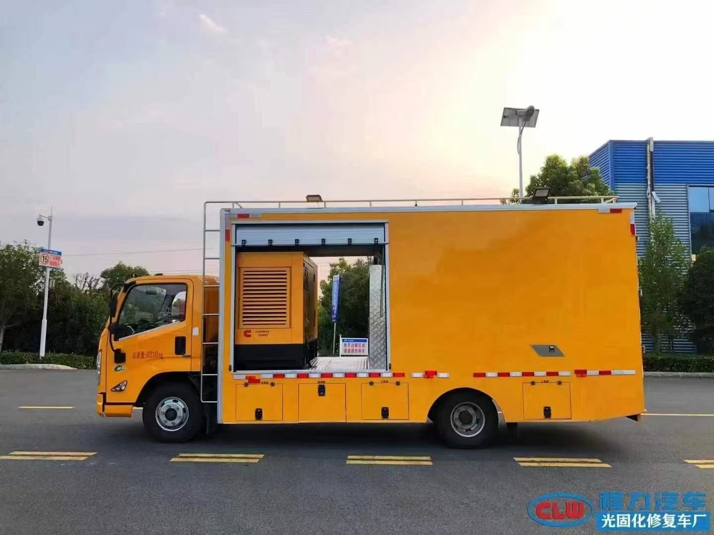 江铃紫外光固化管道修复车