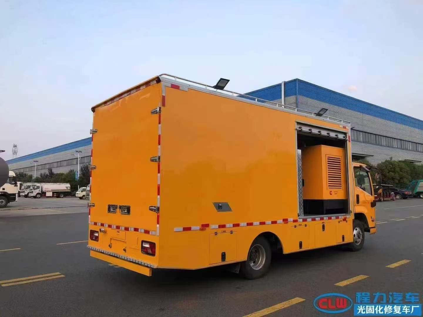 江铃紫外光固化管道修复车