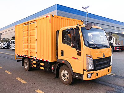 重汽豪沃检修车 工具车
