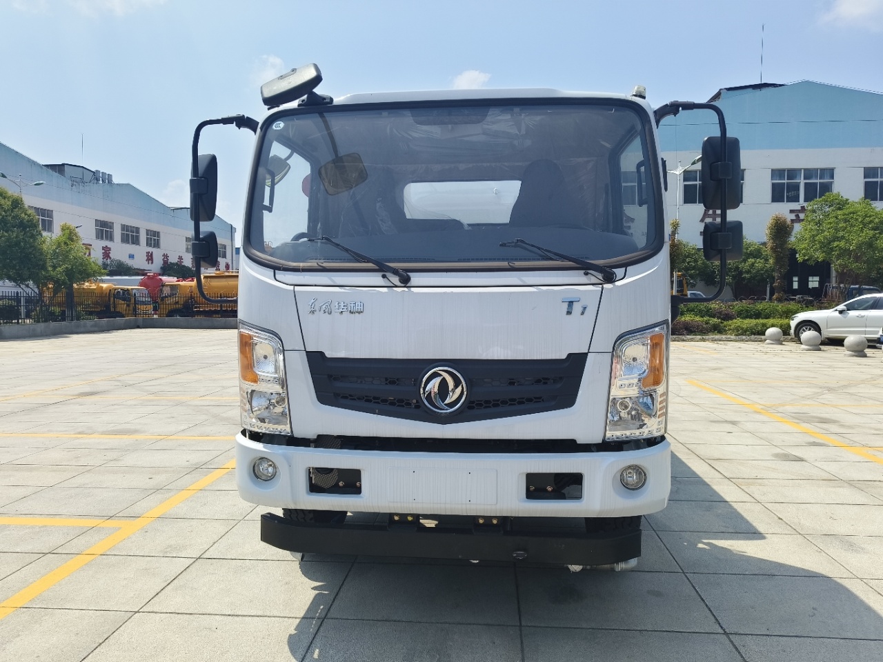 东风10方洒水车