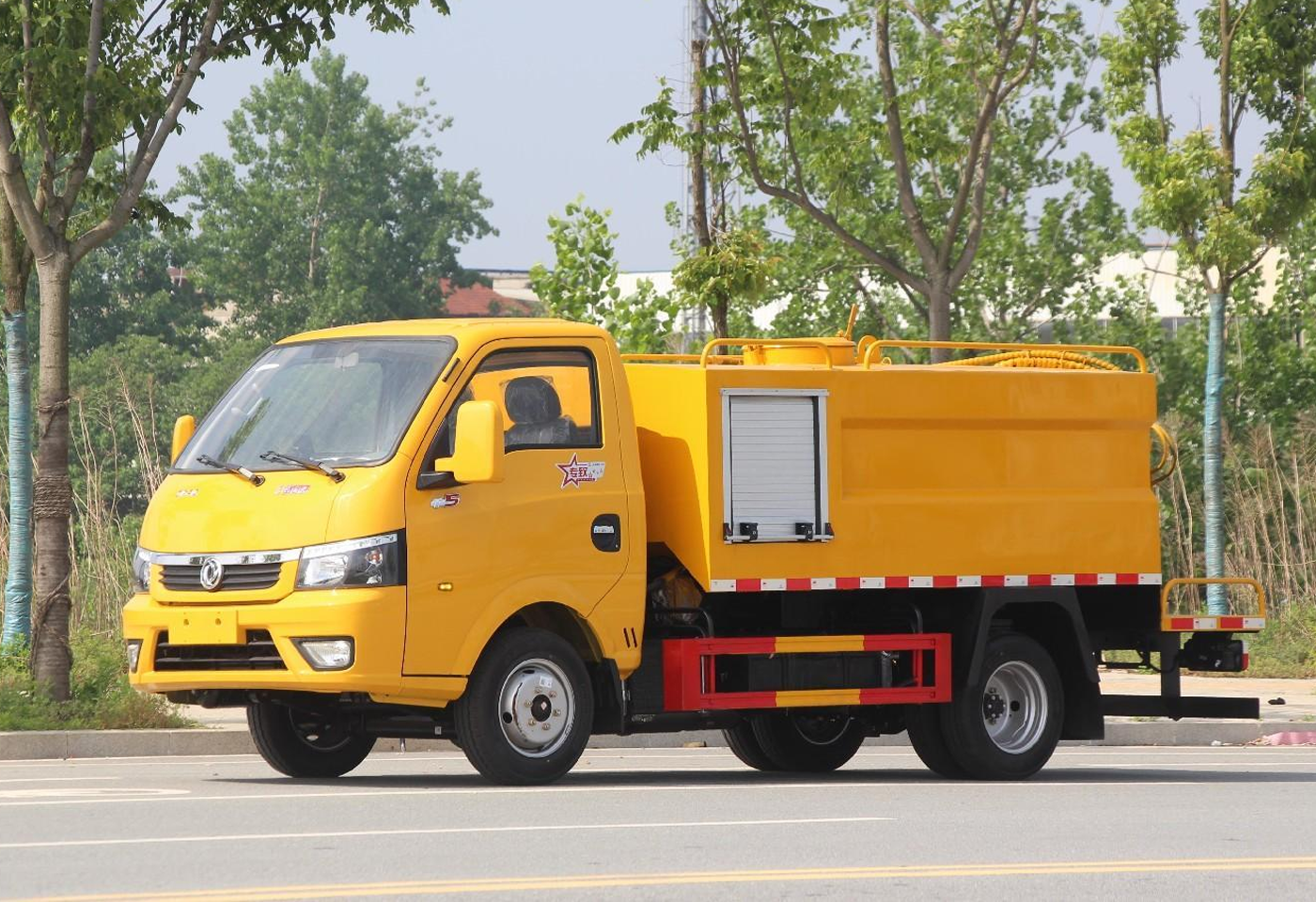 东风3方蓝牌高压清洗车