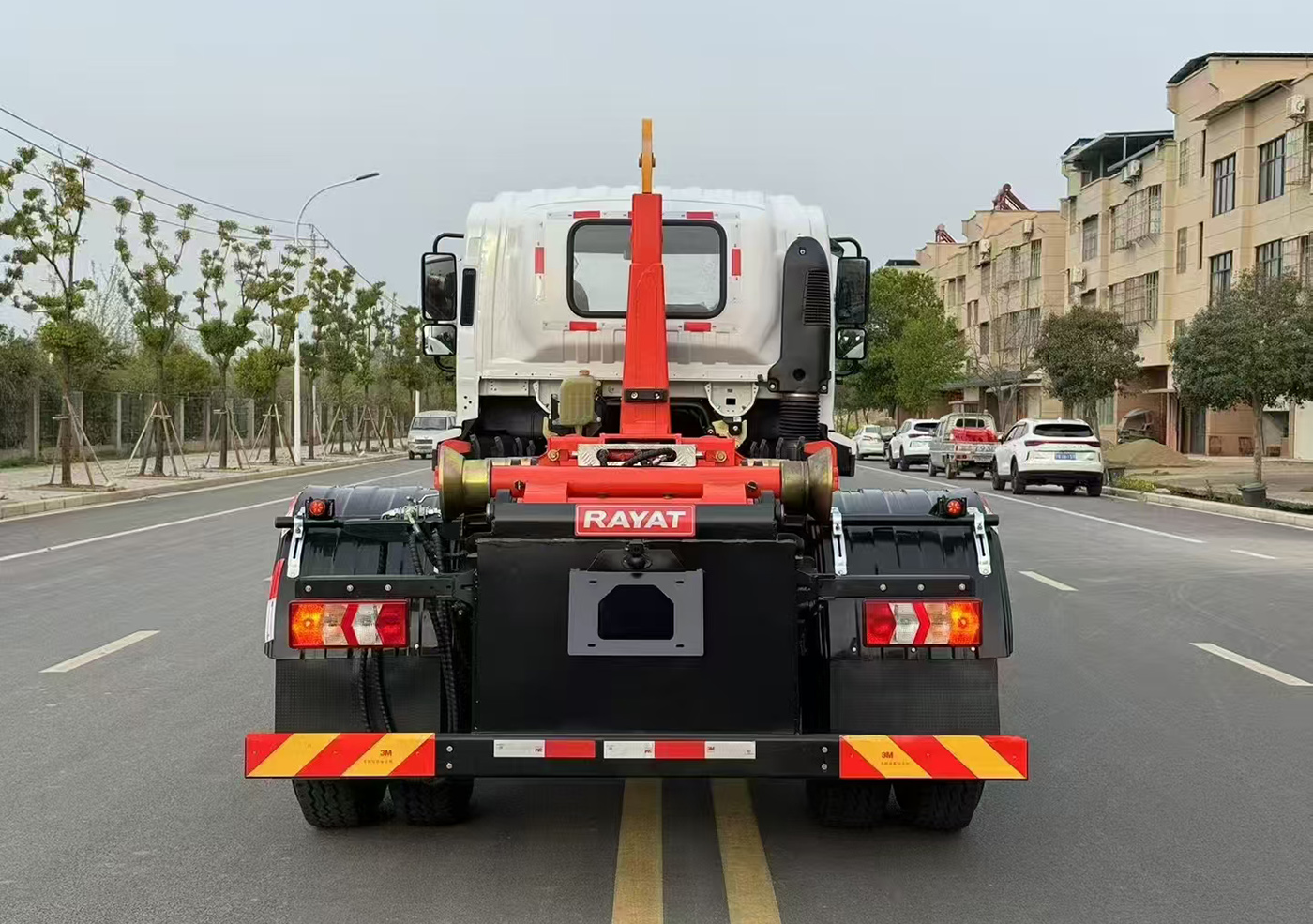 陕汽德龙G500勾臂垃圾车