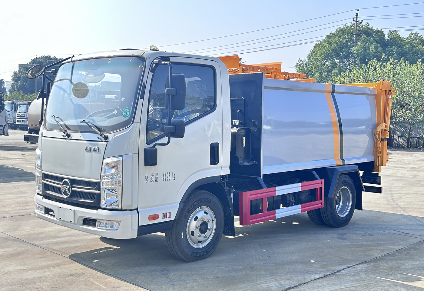 凯马5方侧挂对接带内推板垃圾车