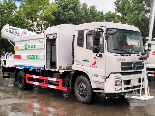 程力威牌CLW5162TDYD5型多功能抑尘车